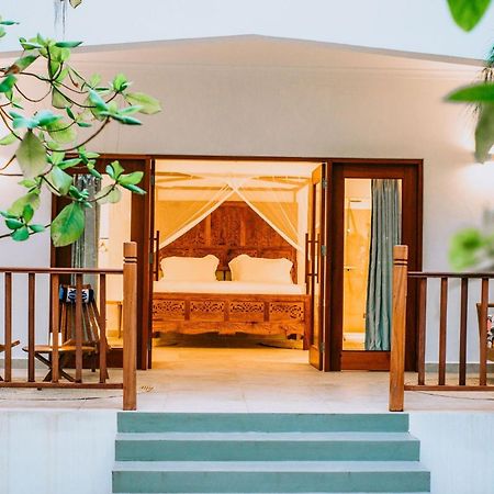 Kivuli Beach Resort Падже Екстер'єр фото