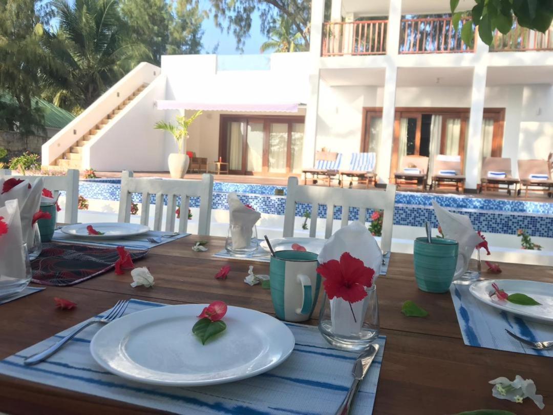 Kivuli Beach Resort Падже Екстер'єр фото
